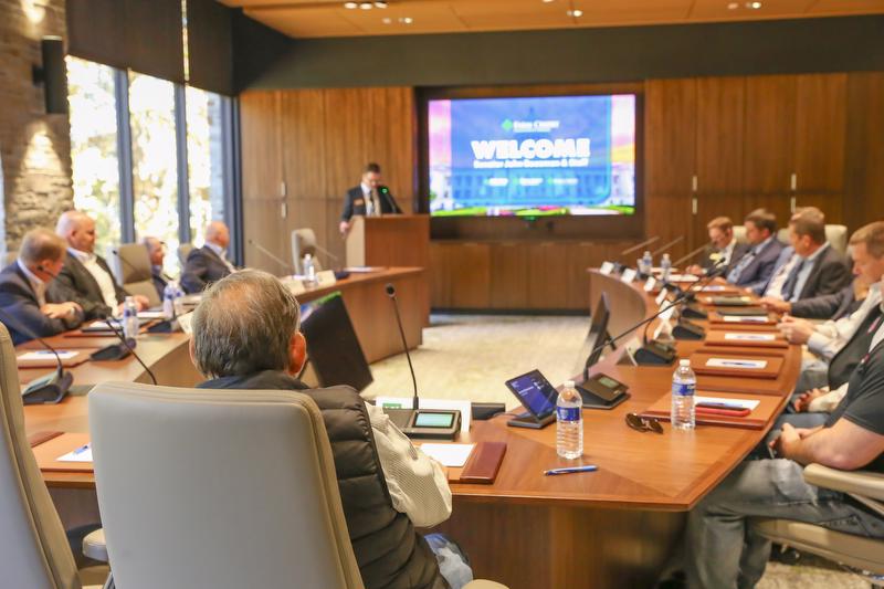 Senator Boozman Leads Roundtable Discussion at Farm Credit